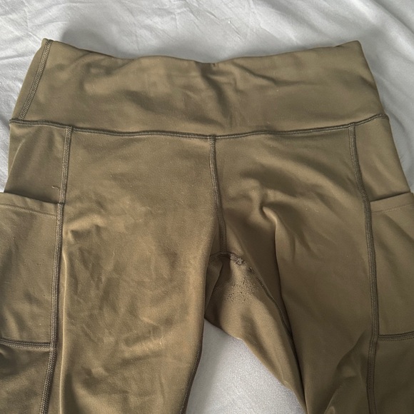 Stylish Women's Pants Set - Black, Gray, and Olive - Picture 4 of 6